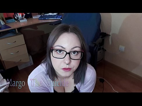 ❤️ Көз айнек тагынган сексуалдуу кыз Дилдону камерага терең соруп ❤ Порно ky.sexindrag.ru ☑
